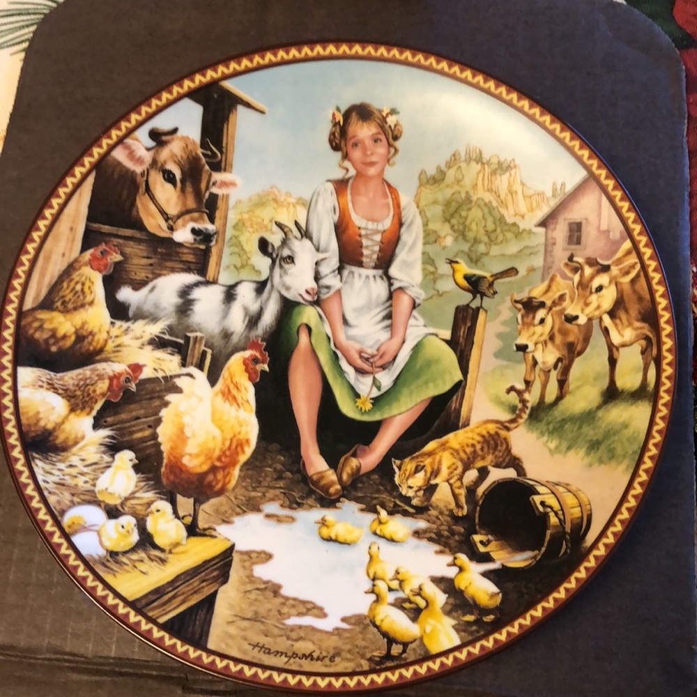 EDWIN M KNOWLES CHINA MICHAEL HAMPSHIRE MILKMAID AND HER PAIL PLATE 2235A 1989